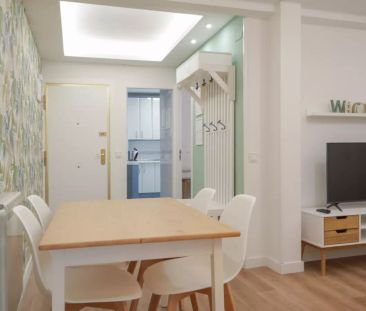 Double bed in Room in a shared 4-bedroom apartment for rent in Geta... - Foto 4