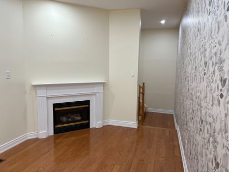 For Lease - 39 Florence Drive, Brampton, Ontario - Photo 4