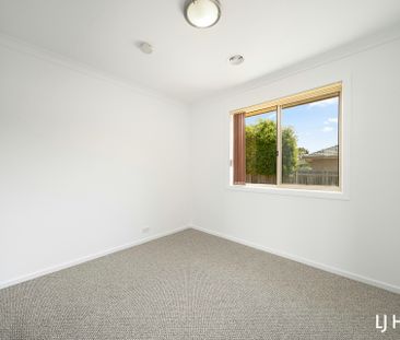 55 Lance Hill Avenue, Dunlop ACT, Belconnen - Photo 1