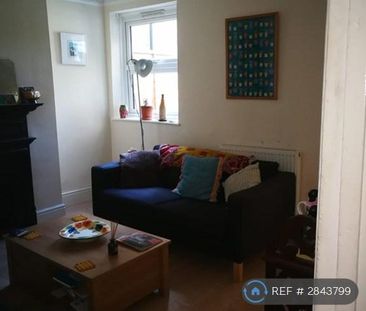 4 bedroom terraced house to rent - Photo 3