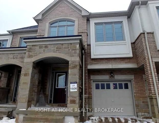 454 Sheaffe Place - Photo 1