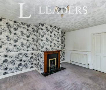 4 bedroom semi-detached to rent Forest End, Waterlooville - Photo 1