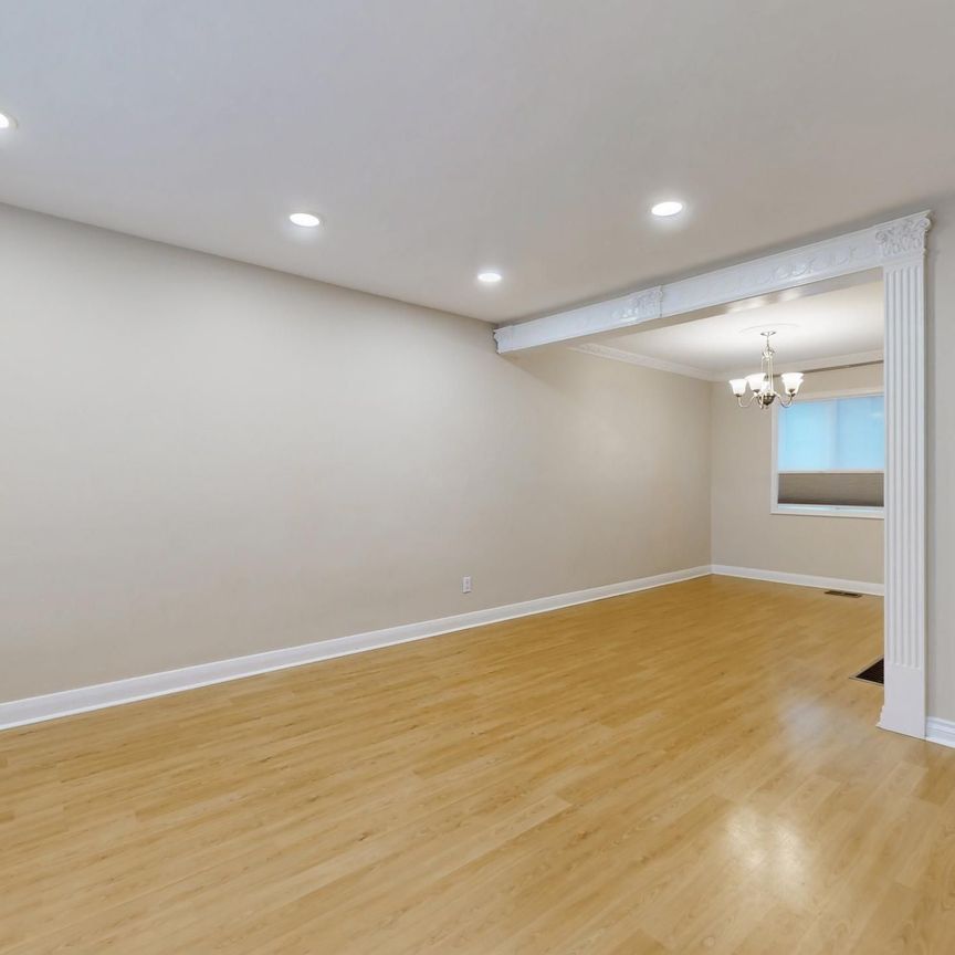 For Lease - 142 Barber Greene Road, Toronto, Ontario - Photo 1