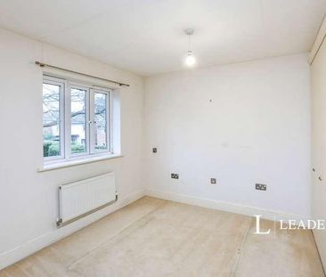 Wynsdale Chase, Warsash, Southampton, SO31 - Photo 6