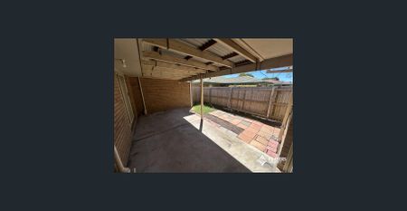 Spacious Two Bedroom Home - Photo 4