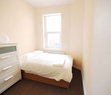 2 Bed - Claremont Road, Spital Tongues - Photo 5