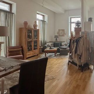 Hochwertige und stillvolle 3 Zimmer Terrassenwohnung im Kloster Marienborn – Eigener Eingangsbereich - Foto 1