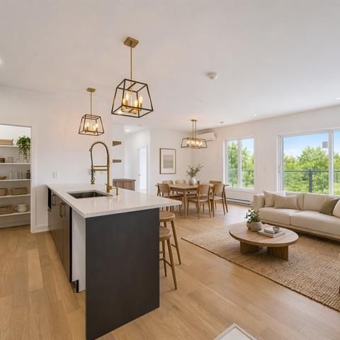 81 Rue Janine Sutto - Photo 1