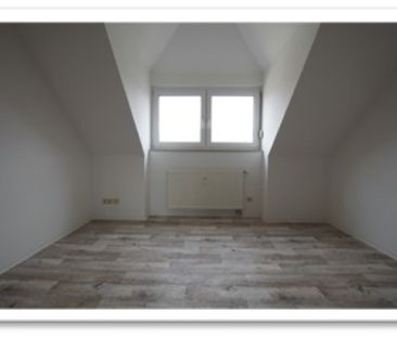 Moderne 3-Raum-Wohnung, zentrumsnah in Limbach-Oberfrohna! - Photo 1
