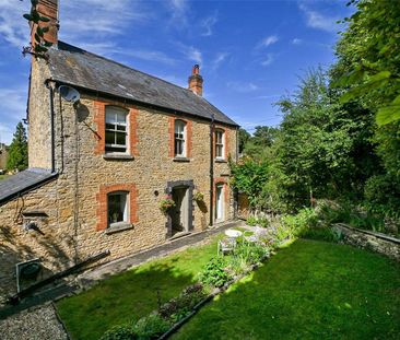 A detached Victorian villa in popular market town - Photo 1