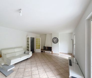 Villa jumelée spacieuse avec jardin, Secteur Cointrin - Photo 1
