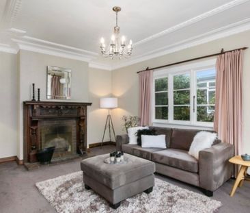 Family Home - Photo 3