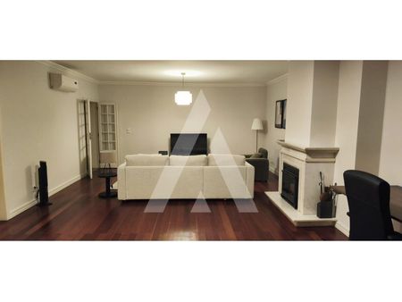 Apartamento T5 em Lisboa - Photo 2