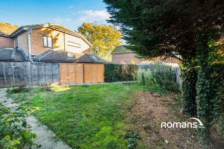 3 bedroom semi-detached house to rent - Photo 3