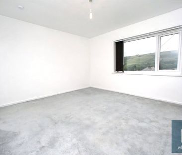Netherley Drive, Marsden, Huddersfield, HD7 - Photo 4