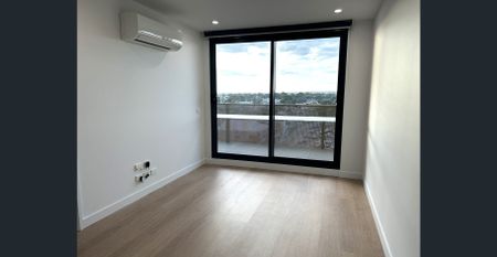One Bedroom Apartment - Photo 4
