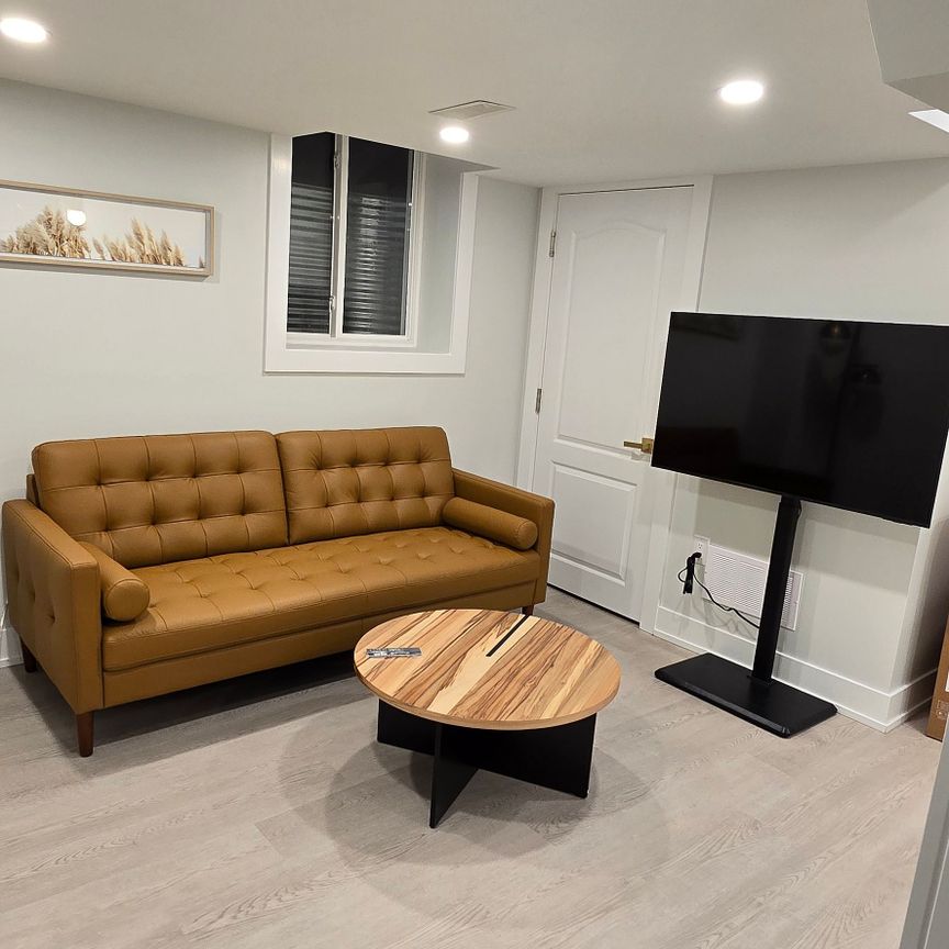 For Lease - 441 George Ryan Avenue Unit# Basement, Oakville, Ontario - Photo 1