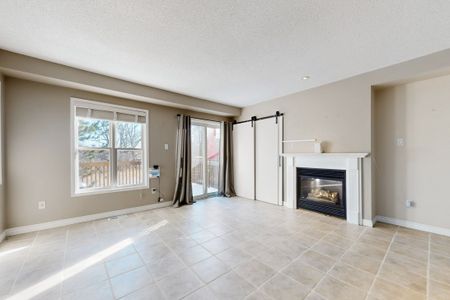 For Lease - 511 Winkworth Court, Newmarket, Ontario - Photo 3