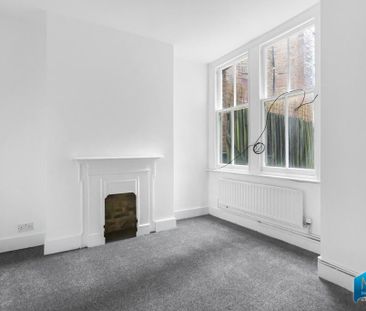 2 bedroom maisonette to rent - Photo 2