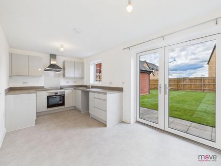 4 bedroom semi-detached house to rent - Photo 4