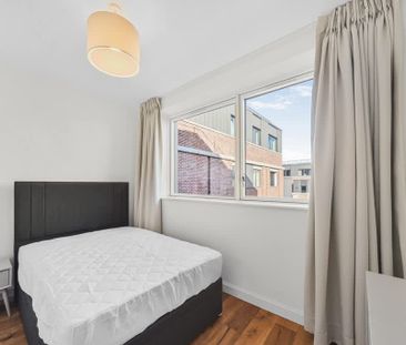 Sugar House Lane Sugar House Island E15 - Photo 6