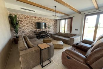 887 Diseminado Poligono 3, Pollença, Balearic Islands 07460