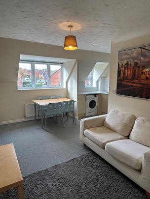 2 bedroom flat to rent - Photo 1