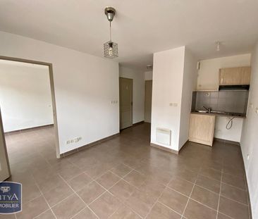 Location Appartement 2 pièces 35m² LA SEYNE SUR MER 83500 - Photo 1