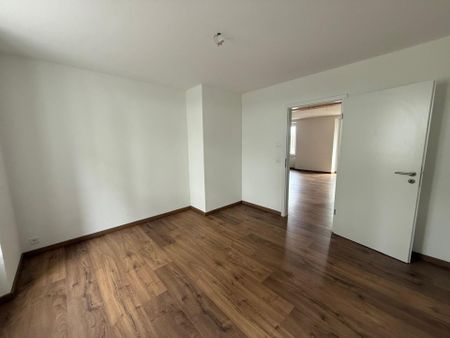 St-Imier, superb 3.5 room apartment on the ground floor with access to the private garden - Photo 4