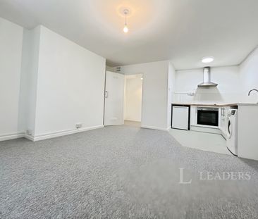 flat to rent Denmark Villas, Hove, East Sussex - Photo 5
