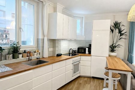 Location Appartement 3 pièces 52m² PARIS 7ème - Photo 4