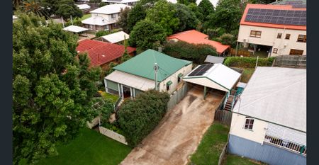 Neat & Sweet in North Toowoomba - Photo 3