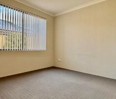 Spacious Family Living in a Prime Butler Location! - Photo 4