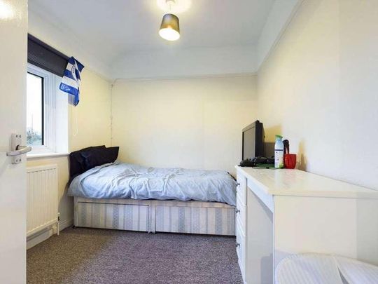 Halland Road, Brighton, BN2 - Photo 1