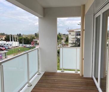 Location Appartement 2 pièces 48m² - Photo 2