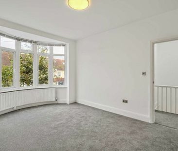 Limpsfield Avenue, Thornton Heath, CR7 - Photo 4