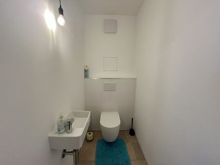 ab 01.08. verfügbar: moderne 2-Zimmer Wohnung mit großzügiger Freifläche (4. Obergeschoss) - Photo 5
