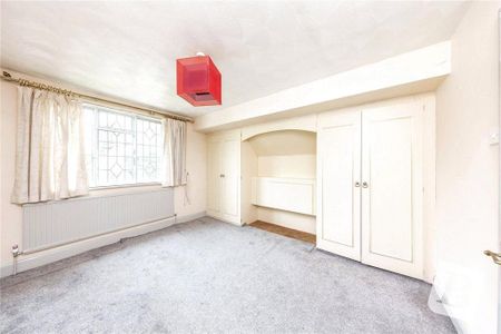 5 bedroom detached house to rent - Photo 4