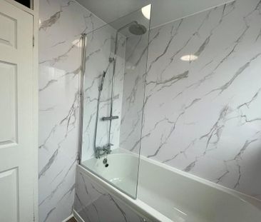 3 bedroom terraced house to rent - Photo 6