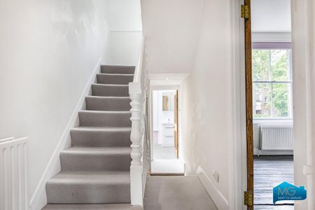 4 bedroom end of terrace house to rent - Photo 3