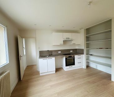 Location Appartement 3 pièces 71m² MONTOISON 26800 - Photo 3