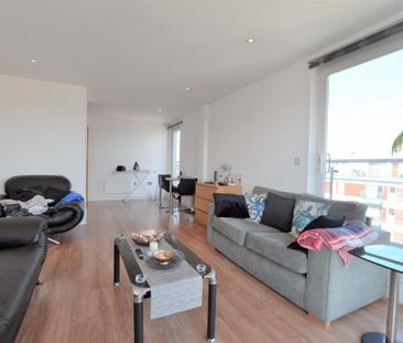 1 bedroom flat to rent - Photo 2