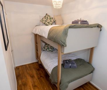 2 bedroom semi-detached house to rent - Photo 4