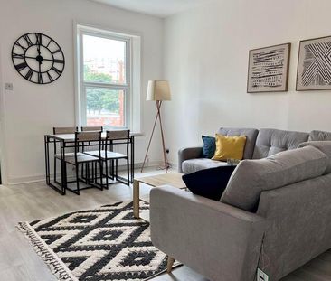 1 bedroom in a flat share to rent - Photo 6