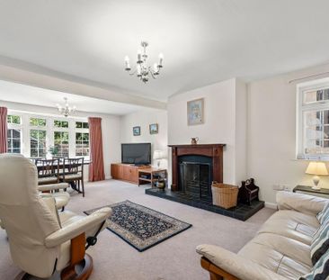 3 bedroom detached bungalow to rent - Photo 2