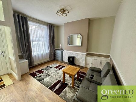 2 bedroom terraced house to rent - Photo 2