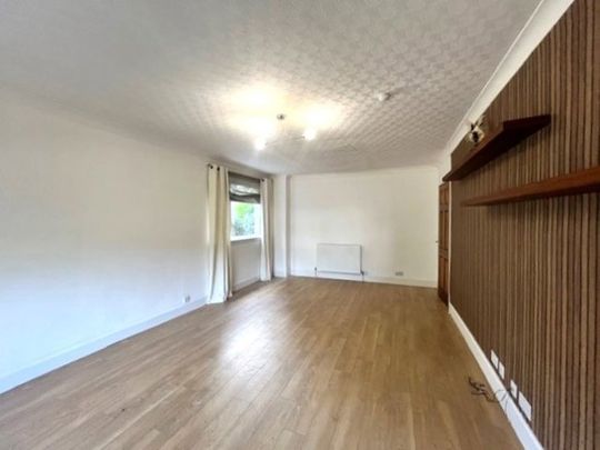 5 Baillieswells Crescent, AB15 9BD, Aberdeen - Photo 1