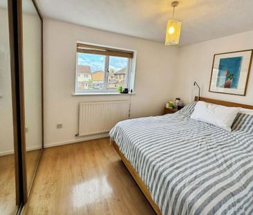 3 bedroom end of terrace house to rent - Photo 1