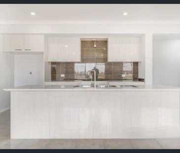 26 Wonnangatta Crescent, Weir Views, Vic 3338 - Photo 6