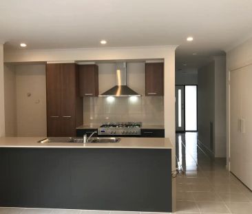 “SPACIOUS 4 BEDROOM FAMILY HOME WITH MODERN COMFORTS” - Photo 2